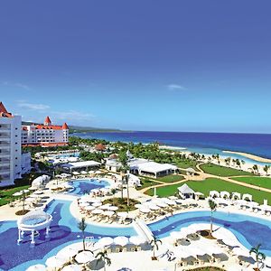 Bahia Principe Luxury Runaway Bay (Adults Only)